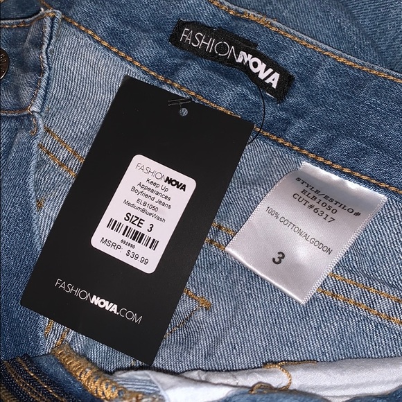 Fashion Nova Keep Up Appearances Boyfriend Jeans - Picture 4 of 4